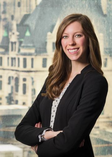 Korinne WolfmeyerPiper Sandlerhttps://www.pipersandler.com/Professional headshot photography by Milwaukee Headshots™ in Milwaukee WI 53214 USA.#MilwaukeeHeadshots