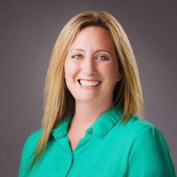 Tracy ChampagneSmall Business Milwaukeehttps://smallbizmke.com/414-931-1033Professional headshot photography by Milwaukee Headshots™ in Milwaukee WI 53214 USA.#MilwaukeeHeadshots