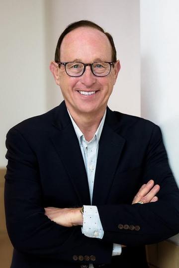 Professional headshot photography by Milwaukee Headshots in Milwaukee WI 53214 USA.
#MilwaukeeHeadshots