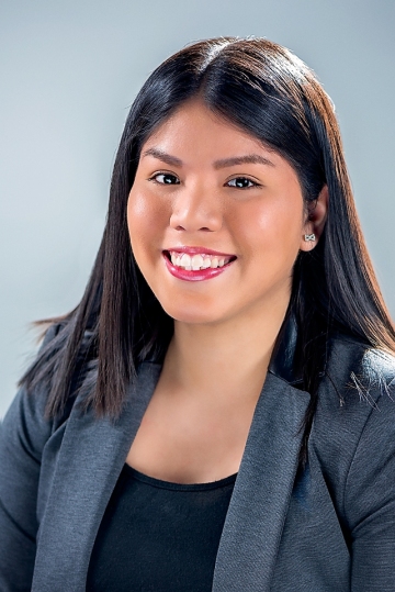 Professional headshot photography by Milwaukee Headshots in Milwaukee WI 53214 USA. #MilwaukeeHeadshots