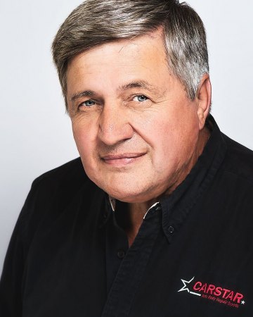 Professional headshot photography by Milwaukee Headshots in Milwaukee WI 53214 USA. #MilwaukeeHeadshots