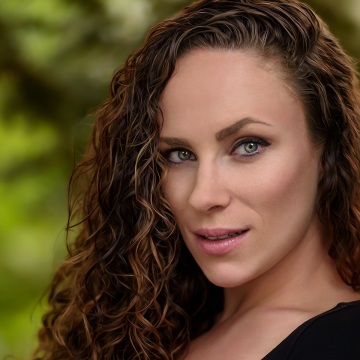 Professional headshot photography by Milwaukee Headshots in Milwaukee WI 53214 USA. #MilwaukeeHeadshots