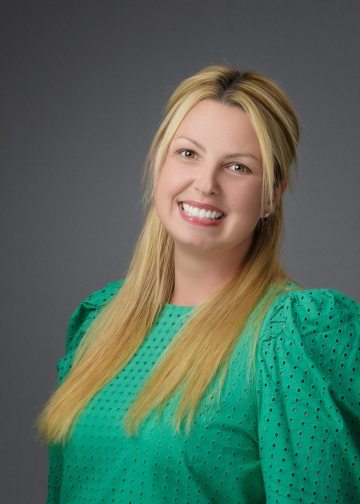 Professional headshot photography by Milwaukee Headshots in Milwaukee WI 53214 USA. #MilwaukeeHeadshots