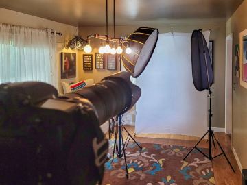 Professional headshot photography by Milwaukee Headshots™ in Milwaukee WI 53214 USA.#MilwaukeeHeadshots